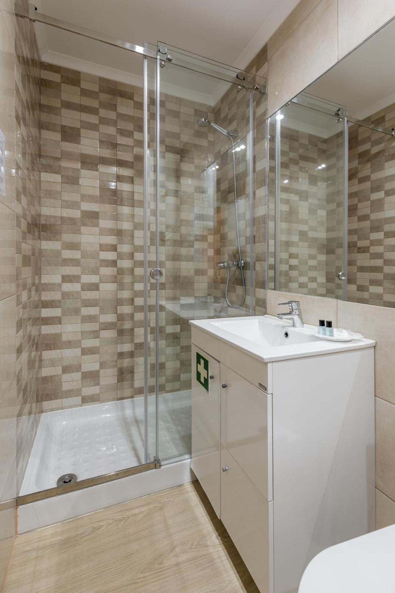 Bra.Com Apartments Oporto Campanha Esterno foto